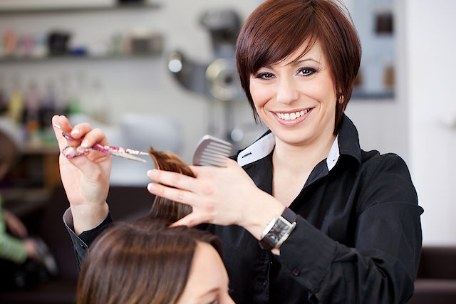 Bayerisches Friseurhandwerk Entgelt Tarifvertrag Allgemeinverbindlich Erklart Handwerkskammer Fur Munchen Und Oberbayern